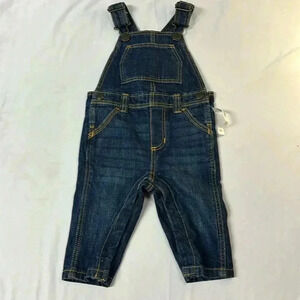 Old Navy - NWT - Denim overalls. Size 6-12 months